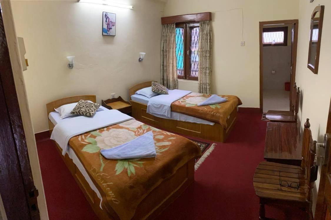 Hotel Blue Magnet Pokhara Luaran gambar