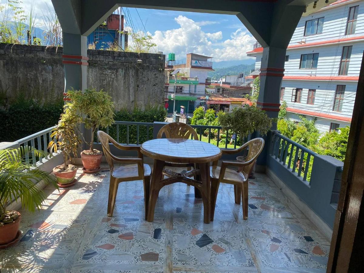Hotel Blue Magnet Pokhara Luaran gambar