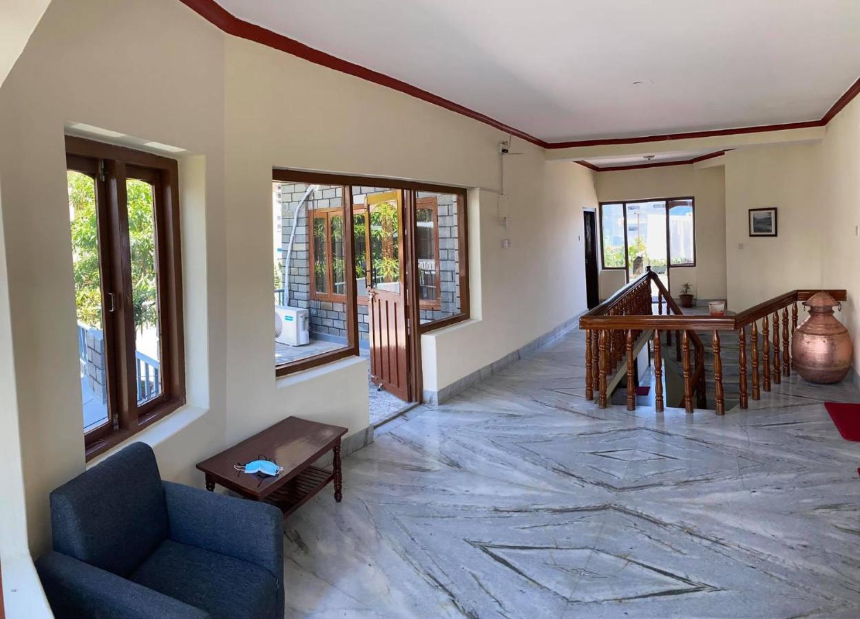 Hotel Blue Magnet Pokhara Luaran gambar