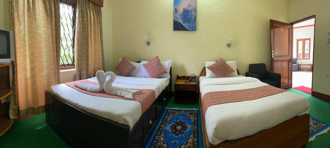 Hotel Blue Magnet Pokhara Luaran gambar