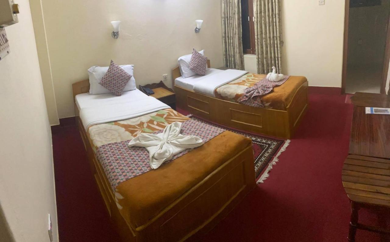 Hotel Blue Magnet Pokhara Luaran gambar