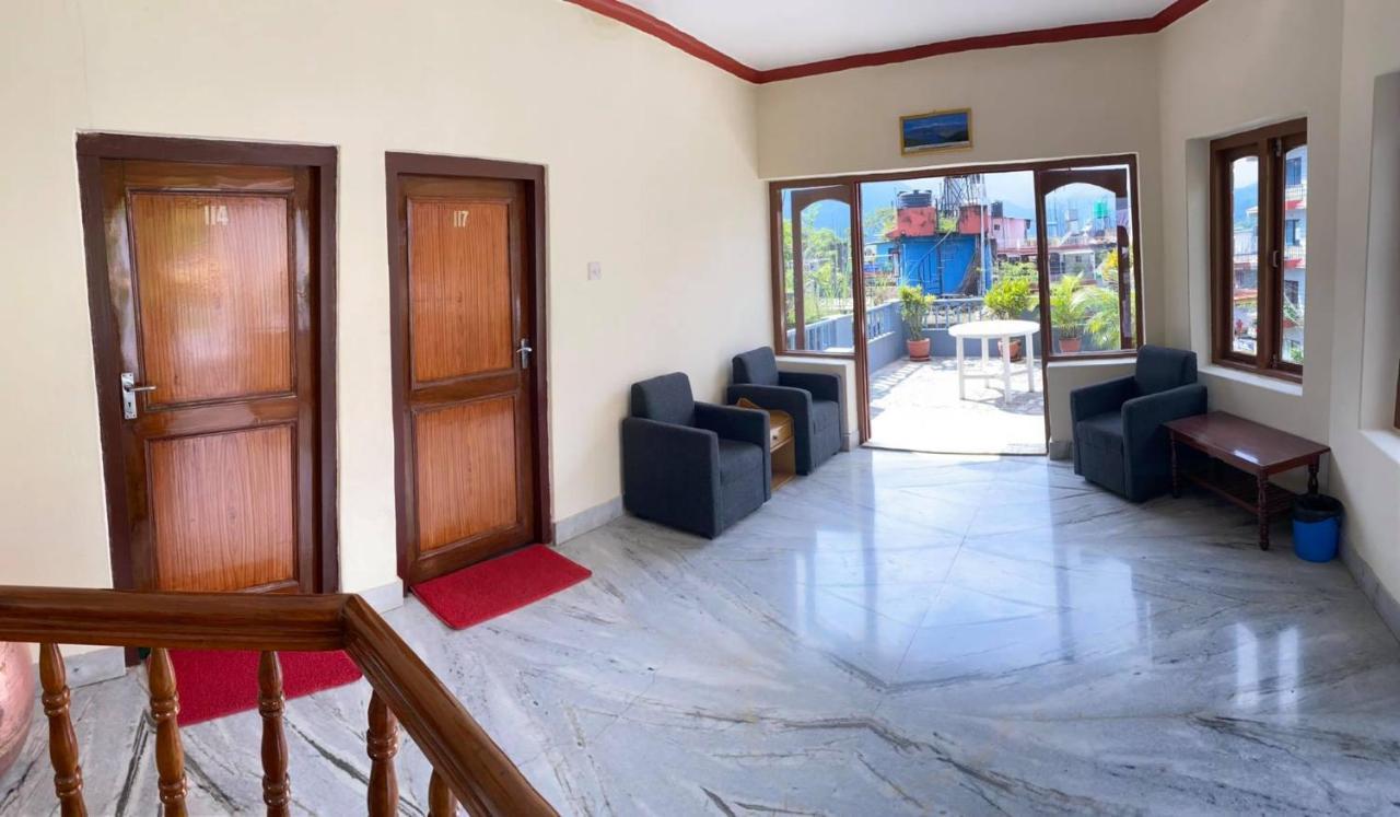 Hotel Blue Magnet Pokhara Luaran gambar