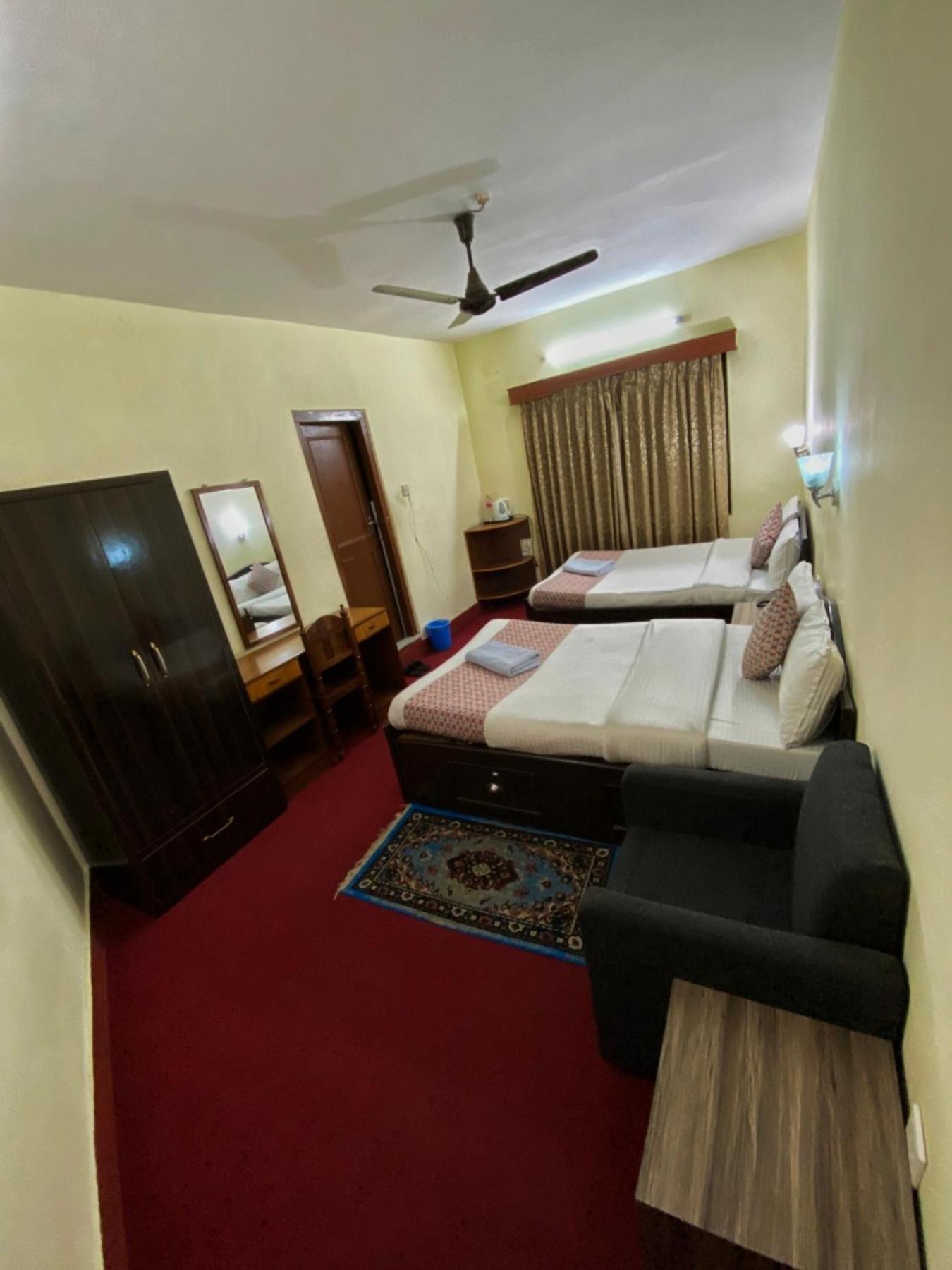 Hotel Blue Magnet Pokhara Luaran gambar